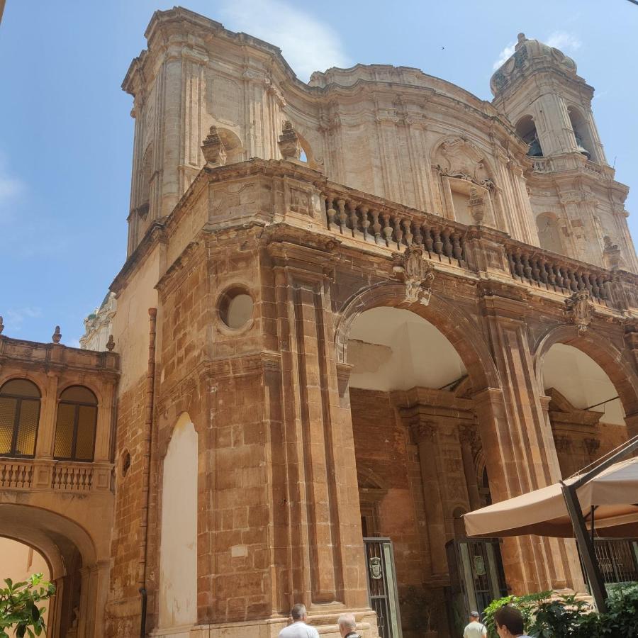 Carlo'S Rooms Trapani Ngoại thất bức ảnh